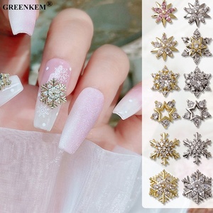 Vente en gros nouveauté Offre Spéciale de Noël 3D Nail Art breloques bijoux pour ongles en cristal flocon de neige breloques pour ongles - Product Image 2