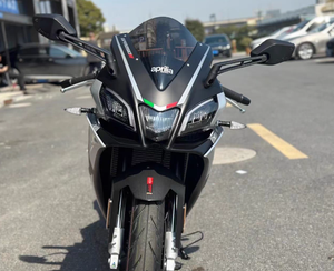 Mejor Precio en Motocicleta Deportiva Usada Aprilia 250 Sport, <span class=keywords><strong>1000cc</strong></span>, 4 Tiempos, con Freno de Disco - Product Image 4