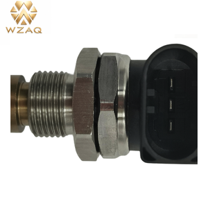 NUEVO Sensor de Presión de Aceite 1800Bar 0281002497 Compatible con <span class=keywords><strong>BMW</strong></span> X3 X5 X6 E46 E53 E60 E61 E63 E71 E72 335d <span class=keywords><strong>320d</strong></span> 330d W - Product Image 5