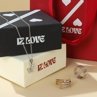 Caixa de Presente para Joias com Logo A1, Tampa Deslizante Diagonal, Flap Triangular, Embalagem Personalizada em Preto, Vermelho e Branco