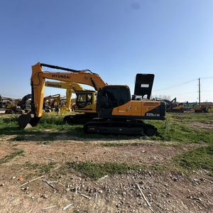En stock : Excavatrice sur chenilles Hyundai R225LC-9S d'occasion avec moteur Cummins pour la construction et l'exploitation minière - Product Image 6