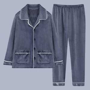 Nuovo Stile Set in <span class=keywords><strong>Pile</strong></span> Corallo 100% Poliestere per <span class=keywords><strong>Uomo</strong></span>, Pigiama Designer Due Pezzi, Pigiama Invernale da <span class=keywords><strong>Uomo</strong></span> - Product Image 5