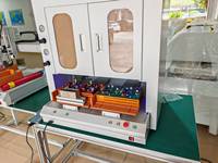 Machine de revêtement UV automatique à 3 axes pour bureau, haute précision, pulvérisation sélective, équipement de revêtement de circuits imprimés pour la production SMT
