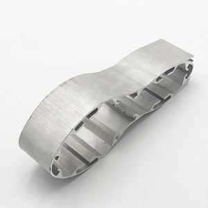 Perfiles de Extrusión de Aluminio Serie 6000 T5, Certificados ISO9001, de YX Aluminum, para Mástiles de Vela, Corte, Doblado y Soldadura de Aerofólios - Product Image 3