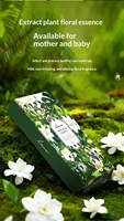 Parfum de voiture floral avancé 165g, parfum solide blanc, contenant en plastique noir, longue durée 20-40 jours, désodorisant naturel