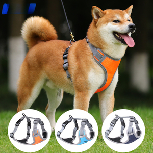 Chaleco con correa para el pecho para mascotas de tamaño mediano y grande de lujo, cuerda de tracción reflectante antirotura para perros, Correa suave Premium para mascotas transfronteriza - Product Image 3