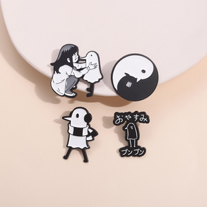 In bianco <span class=keywords><strong>e</strong></span> nero Cartoon Card Pin semplice <span class=keywords><strong>buonanotte</strong></span> uomo con corpetto per cuffie per abbigliamento uso creativo come Souvenir - Product Image 1