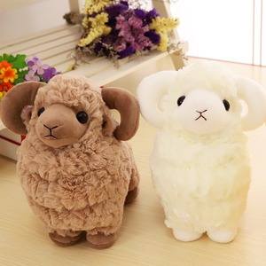 Vente en gros usine : Peluche créative en forme de mouton de dessin animé, coussin en coton PP à poils courts, maille lavée, anti-stress - Product Image 2