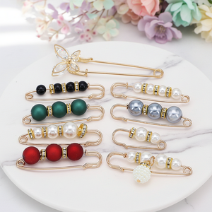 WEGOODZF Broche Épingle Multifonction Style Rétro avec Perles pour Taille et Chaussures, Charme pour Décoration de Mode et Ajustement de Pantalons Serrés - Product Image 1