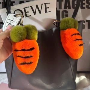 Real Otter Rabbit Hair Radish Fur Pendant Fashionable Cartoon Plush Doll Hanging Decoration Carrot Keychain Bag Accessories