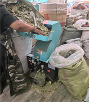Broyeur de plastique portable multifonctionnel à un seul arbre à haut rendement pour le broyage des bouteilles en PET et des déchets plastiques