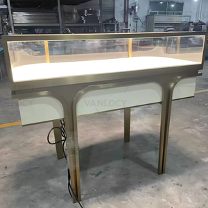 ODM Custom Retail Luxury LED vetro ad arco vetrina di gioielli negozio di Interior <span class=keywords><strong>Design</strong></span> orologio in metallo oro vetrina in metallo - Product Image 6