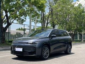Leapmotor C10 EREV 2024 d'occasion, 210 LiDAR, conduite à gauche, 210 km d'autonomie EV, système de conduite intelligent Orin-X, 1190 km d'autonomie totale, toit ouvrant panoramique, gris sur violet - Product Image 2