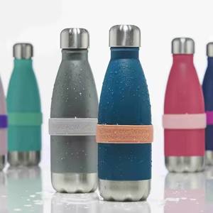 Colori personalizzati riutilizzabili antiscivolo impermeabili Non tossici in Silicone borraccia etichette personalizzate per bambini - Product Image 6