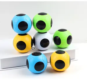 Hot Selling New Style Promotional Gift Kids Adult Hand Spinners Soccer Ball Shape finger fidgets spinners
