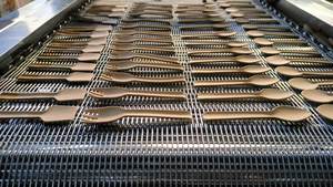Ligne de production de couverts et de <span class=keywords><strong>vaisselle</strong></span> entièrement biodégradables en fibres végétales (paille de blé, coque de riz, farine de maïs) - Product Image 5