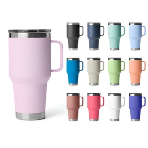 Mug de voyage isotherme à double paroi de 30 oz pour café glacé et thé chaud avec couvercle anti-fuite breveté, poignée et paille réutilisable - Product Image 1