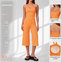 Ensemble de yoga 2 pièces personnalisé pour femme : débardeur de sport dos en Y avec coussinets amovibles et pantalon large taille haute 3/4 pour le jogging et la gym