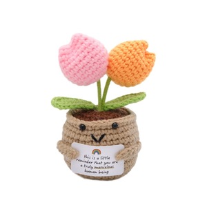 Muñecos de plantas en maceta con expresiones divertidas, de punto de lana, de energía positiva, con diseños de tulipán y girasol, éxito de ventas transfronterizo. - Product Image 4