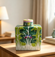 Pot en porcelaine Chinoiserie Bok Choy, motif de chou chinois peint à la main en vert, pot à thé en céramique avec motif de papillon