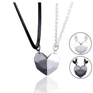 Nuovo arrivo magnetico coppia collana cuore per gli amanti delle donne e degli uomini Splice ciondolo collana catena - Product Image 1