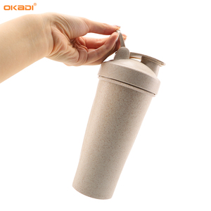 Botella Deportiva Ecológica Personalizada a Prueba de Fugas, Botella de Agua de Paja de Trigo de 600 ml (20 oz) con Asa - Product Image 1