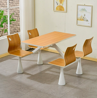 Ensemble table et chaises de cantine moderne 4 places, plateau en bois, sièges en plastique, base en métal, facile à nettoyer, pour cantine scolaire, personnel et salle à manger