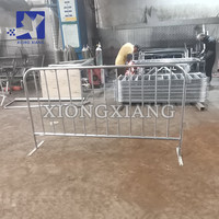 Barrière de contrôle de la foule temporaire galvanisée d'occasion pour la circulation routière, avec cadre en PVC/acier inoxydable et panneau de clôture grillagé enduit
