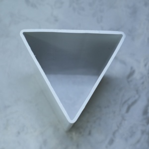 고강도 Pvc 솔리드 삼각형 프로파일 수직 접지 장착 삼각형 플라스틱 튜브 - Product Image 1
