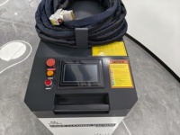 Chariot de nettoyage laser à fibre continu 2000W pour atelier, machine de nettoyage laser à fibre intégrée sur chariot pour atelier