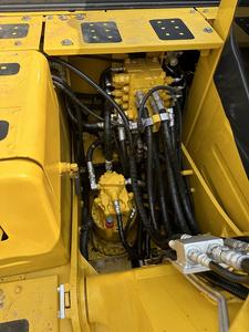 Excavadora de cadenas Komatsu PC120-7 usada, 12 toneladas, motor de alto rendimiento, caja de cambios, bomba, buen estado, modelo 2021, origen Japón - Product Image 6