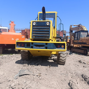 Chargeur frontal Komatsu WA300 d'occasion, capacité nominale de 15 tonnes, moteur CAT 3304, 92 KW, inspection vidéo - Product Image 6