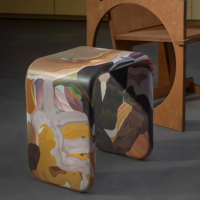 Table basse moderne en plastique renforcé de fibres de verre, peinte à la main, aux couleurs intenses, écologique et durable, pour chambre à coucher