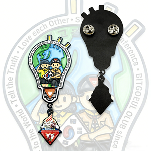 Épinglette en métal émaillé personnalisée « Believe the Promise » – Épinglette Pathfinder coréenne « Tell the Truth Love Each Other » en forme d'ampoule – Souvenir - Product Image 1