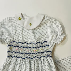 Robe en lin doux smocké faite à la main pour bébé filles Style décontracté pour le premier anniversaire de l'enfant en bas âge OEM Made in Vietnam - Product Image 1