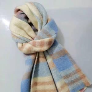 Bufanda de lana colorida para mujer en invierno, nuevo chal de moda y cálido, bufanda de felpa <span class=keywords><strong>Mahai</strong></span> de sensación de gama alta - Product Image 3