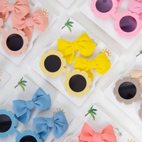 Lunettes de soleil pour bébé en forme de fleur avec un ensemble de pinces à cheveux, couleur bonbon, lunettes douces pour filles, lunettes de soleil pour enfants de plage