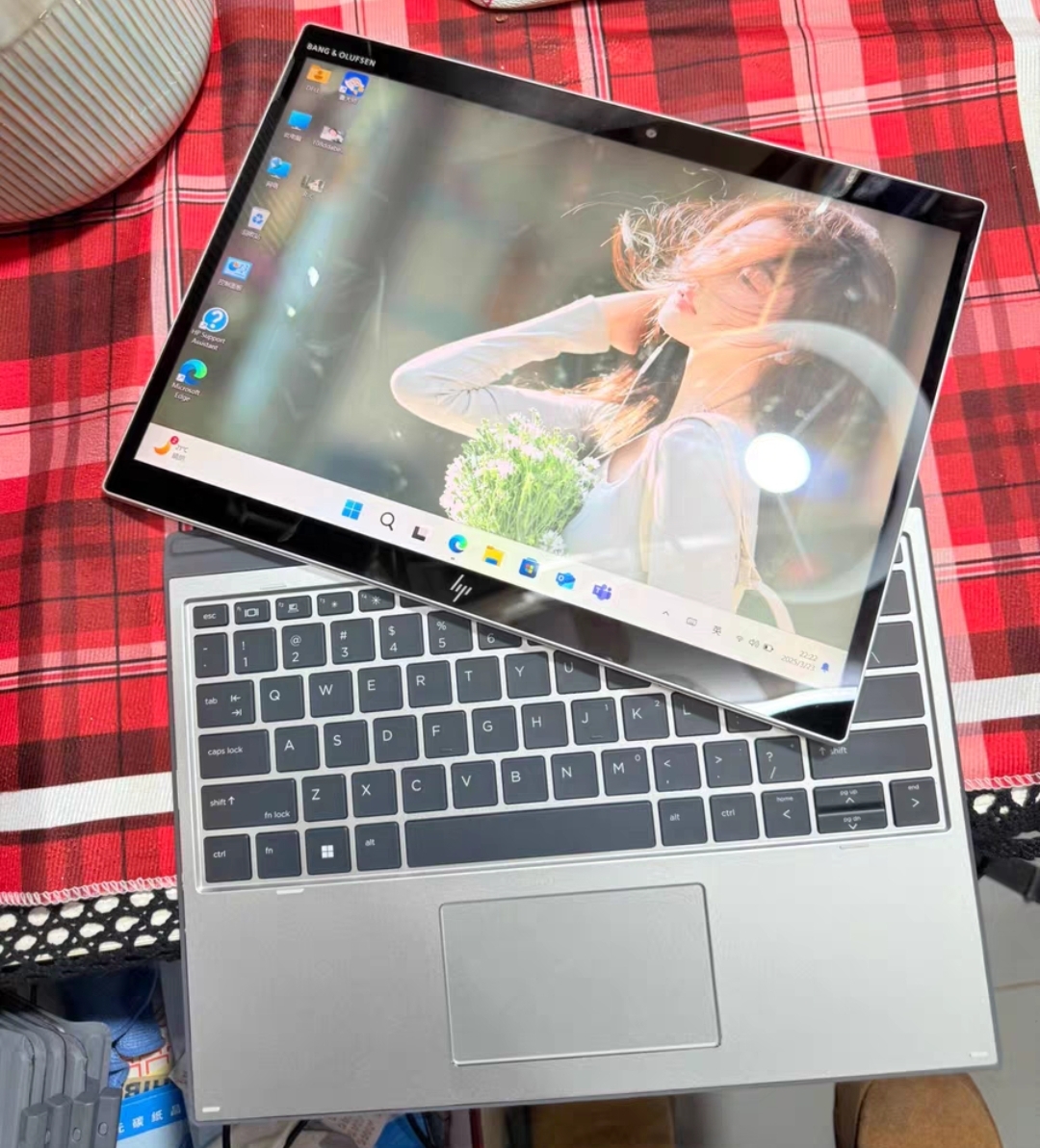 HP Elite X2 1012 G2 Tablette PC Tactile - I7 8Go SSD 512Go 12,3" - Excellent état