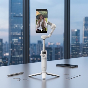 สำหรับ <span class=keywords><strong>OSMO</strong></span> Mobile 6 OM6 กิมบอลแบบพับได้ 3 แกน ระบบติดตามอัตโนมัติ สำหรับสมาร์ทโฟน ใช้กับการถ่ายวิดีโอ Vlog ไลฟ์สด - Product Image 2