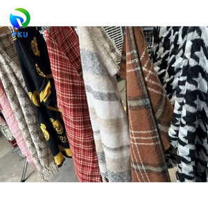 Sciarpe Autunno-Inverno per Uomo e <span class=keywords><strong>Donna</strong></span>, Vendita all'Ingrosso <span class=keywords><strong>Online</strong></span> di Sciarpe Usate, Scialli e Foulard in Seta, Vendita di Abbigliamento Usato - Product Image 1