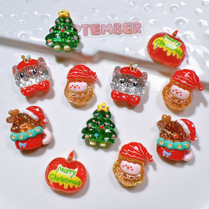 Resina <span class=keywords><strong>Feliz</strong></span> <span class=keywords><strong>Navidad</strong></span> Apple TV <span class=keywords><strong>película</strong></span> personaje venta al por mayor DIY materiales hechos a mano caja del teléfono basura zapatos para el cabello decoración de flores - Product Image 4