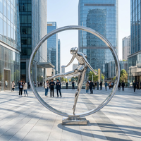 Sculpture Circulaire Métallique Géante Personnalisée avec Fille Dansante, Statue en Acier Inoxydable Poli Miroir pour Décoration de Parc, Hôtel, Place Publique