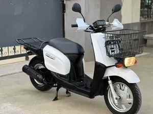 <span class=keywords><strong>Scooter</strong></span> sport <span class=keywords><strong>vintage</strong></span> <span class=keywords><strong>Yamaha</strong></span> GEAR50 japonais, moteur à quatre temps EFI, refroidissement par eau, trois soupapes, 50-100CC, 61-80km/h - Product Image 6
