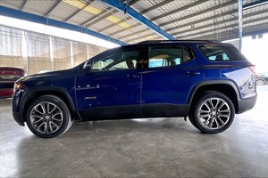 Auto usate completamente equipaggiate 2023 <span class=keywords><strong>GMC</strong></span> Acadia AT4 SUV 2023 pronte per la spedizione - Product Image 6