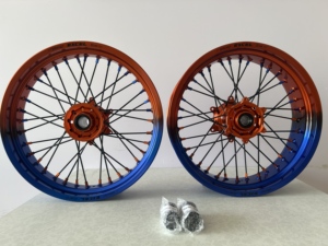 Ruedas Supermoto Bicolor Personalizadas de 17 Pulgadas para KTM XC SX SXF XCW XCF EXC-<span class=keywords><strong>F</strong></span> EXC <span class=keywords><strong>300</strong></span>/450cc, Aleación de Aluminio, Delanteras, Sin Cámara, para Motocicleta - Product Image 2