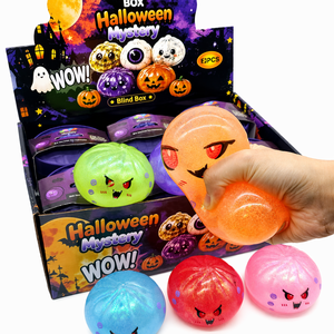 1 ensemble de jouets sensoriels anti-stress à pincer et à presser en forme de boulettes de vampire fantôme de 8,5 cm pour Halloween, promotion cadeau d'Halloween - Product Image 3