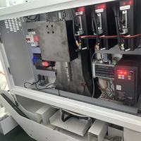 Centre d'usinage vertical CNC miniature de haute précision VMC215 avec moteur de broche de 1 kW équipé d'une broche Dunan