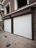 Portes de garage en gros pour les maisons, portes de garage automatiques électriques modernes personnalisées pour villa