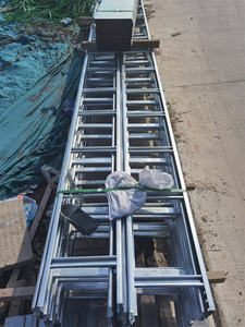 Système de Pont à Câbles Extérieur de Haute Qualité pour Applications Industrielles et de Construction, Fabriqué en Alliage d'Aluminium et Acier, Chemins de Câbles - Product Image 5