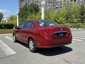 Buick Excelle, berline d'occasion abordable, économique en carburant et durable, pièces détachées bon marché, faibles coûts d'exploitation - Product Image 4
